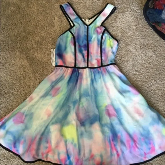 Tea N Cup Multicolor Sleeveless Dress - Picture 2 of 4